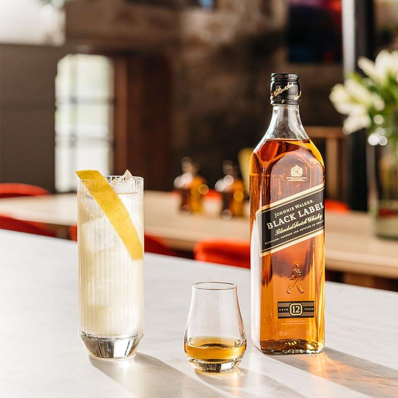 Combo Whisky Johnnie Walker Black Label 1L - 6 Unidades - Whisky